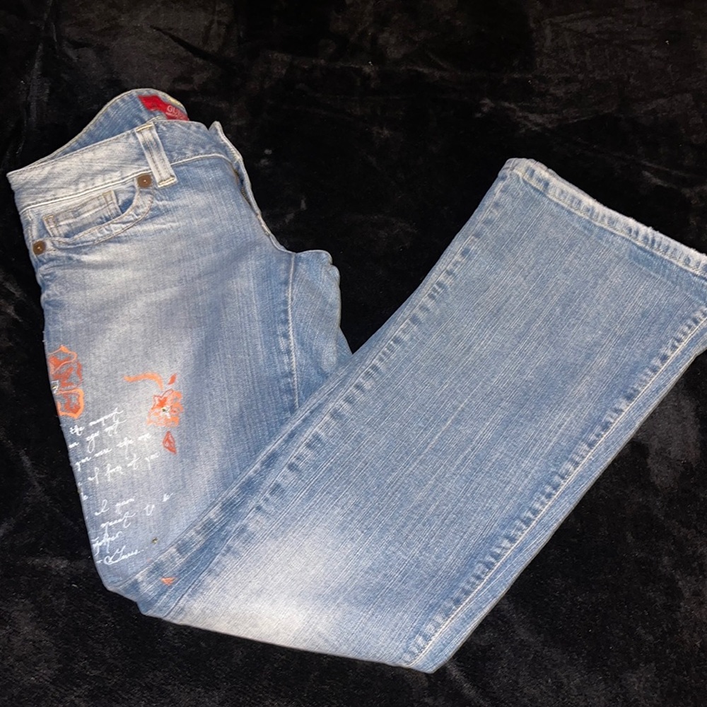 Guess jeans flare leg with painted flowers & rhinestones flare leg size 27